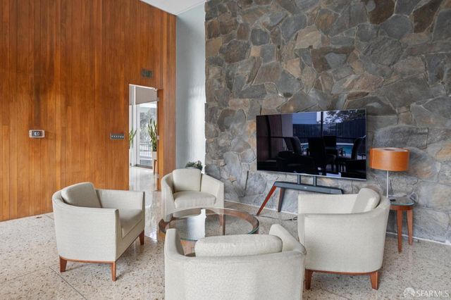 1050 North Point Street 906, San Francisco, CA 94109