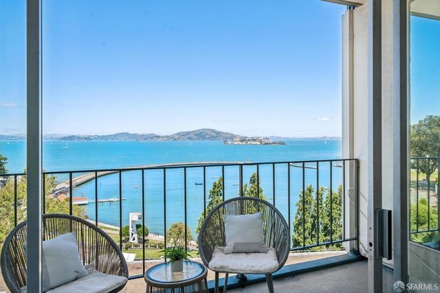 1050 North Point Street 906, San Francisco, CA 94109