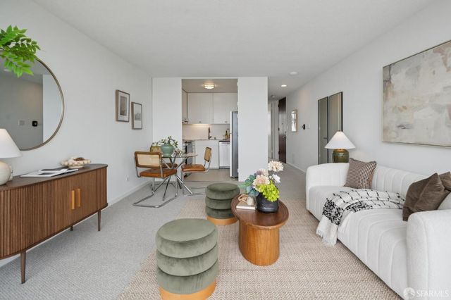 1050 North Point Street 906, San Francisco, CA 94109