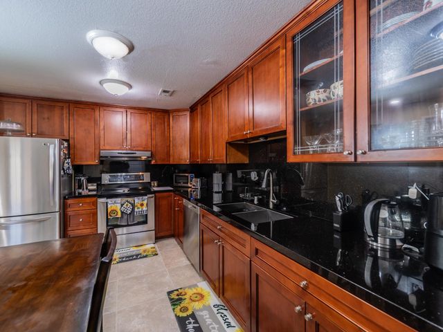 2286 Piccardo Cir, Stockton, CA 95207