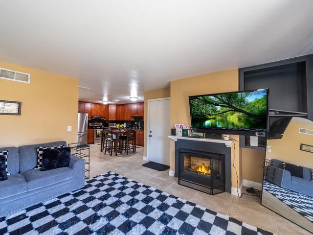 2286 Piccardo Cir, Stockton, CA 95207