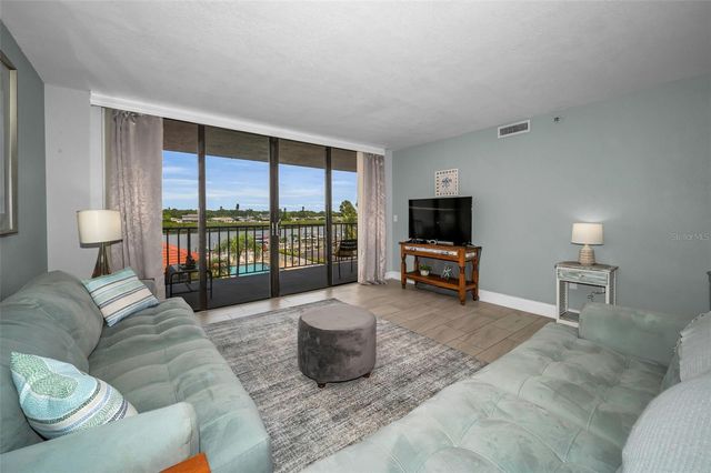 19111 VISTA BAY DRIVE 304, Indian Shores, FL 33785