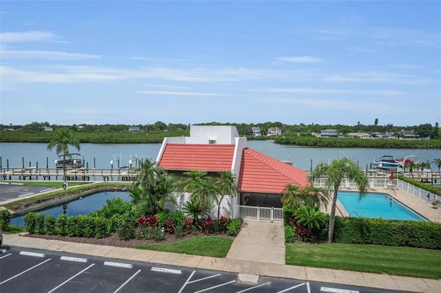 19111 VISTA BAY DRIVE 304, Indian Shores, FL 33785