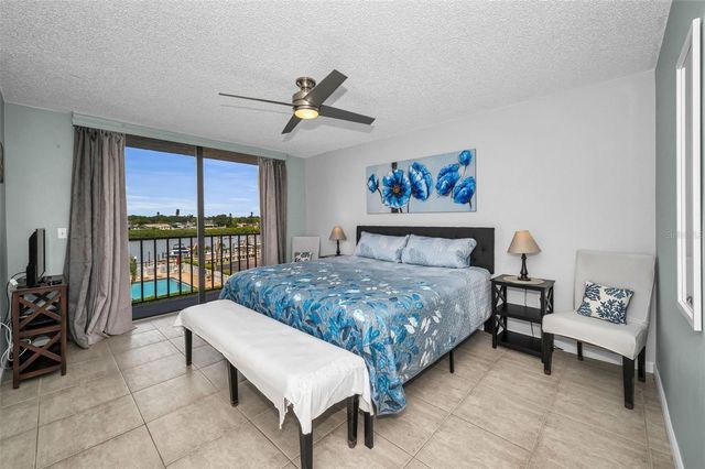 19111 VISTA BAY DRIVE 304, Indian Shores, FL 33785