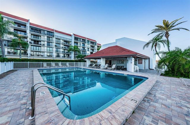 19111 VISTA BAY DRIVE 304, Indian Shores, FL 33785
