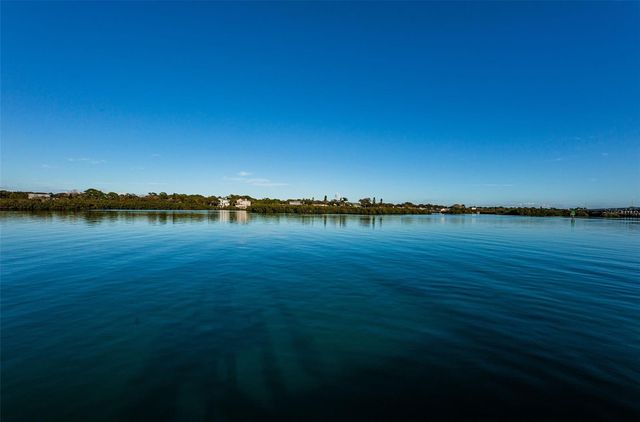 19111 VISTA BAY DRIVE 304, Indian Shores, FL 33785