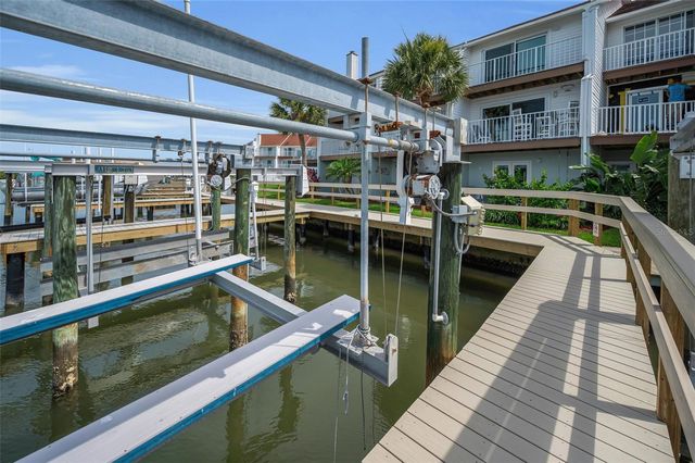 19111 VISTA BAY DRIVE 304, Indian Shores, FL 33785