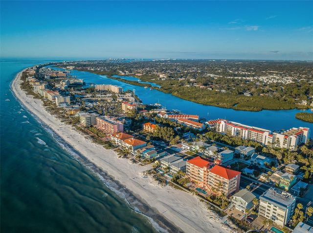 19111 VISTA BAY DRIVE 304, Indian Shores, FL 33785