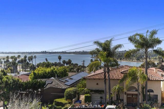 2841 Lloyd Street, San Diego, CA 92117