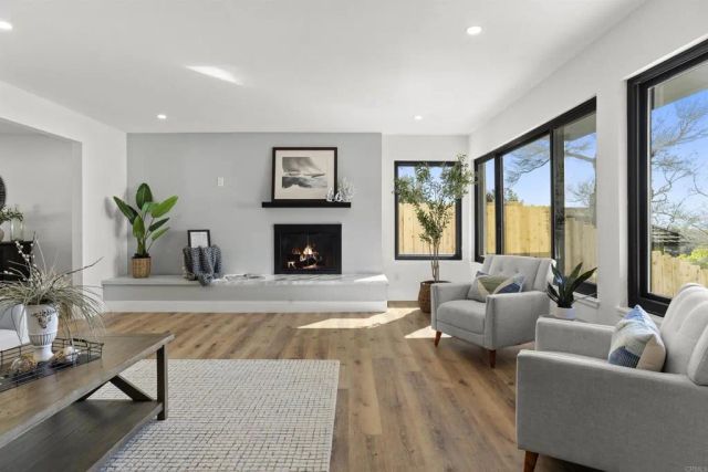 2841 Lloyd Street, San Diego, CA 92117