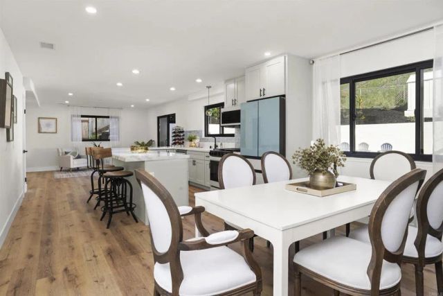 2841 Lloyd Street, San Diego, CA 92117