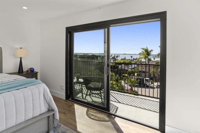 2841 Lloyd Street, San Diego, CA 92117