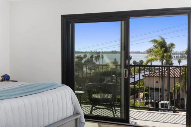 2841 Lloyd Street, San Diego, CA 92117