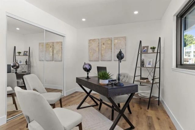 2841 Lloyd Street, San Diego, CA 92117