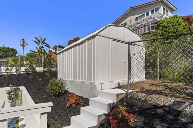 2841 Lloyd Street, San Diego, CA 92117