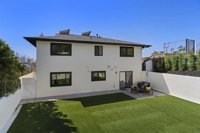 2841 Lloyd Street, San Diego, CA 92117