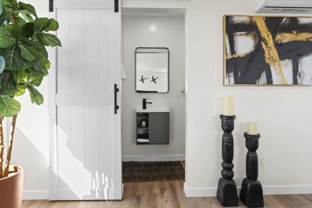 2841 Lloyd Street, San Diego, CA 92117