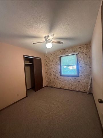 920 W Cooper Street, Maryville, MO 64468