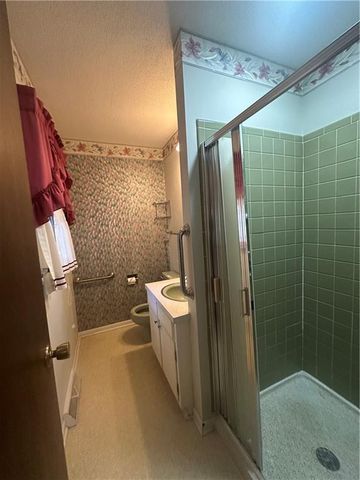 920 W Cooper Street, Maryville, MO 64468