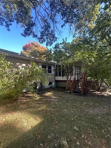 920 W Cooper Street, Maryville, MO 64468