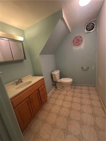 920 W Cooper Street, Maryville, MO 64468