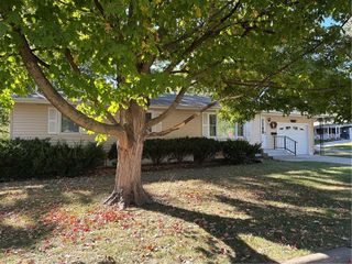 920 W Cooper Street, Maryville, MO 64468