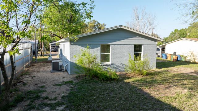 4902 Blueberry TRL 2 & 3, Austin, TX 78723