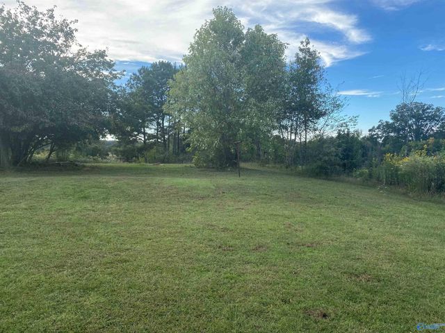 239 Cryer Road, Hartselle, AL 35640