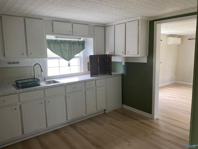 239 Cryer Road, Hartselle, AL 35640