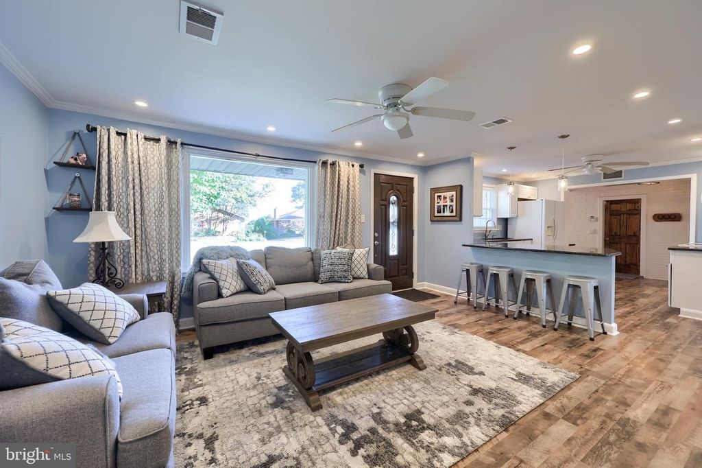 304 EDGEHILL RD, York, PA 17403