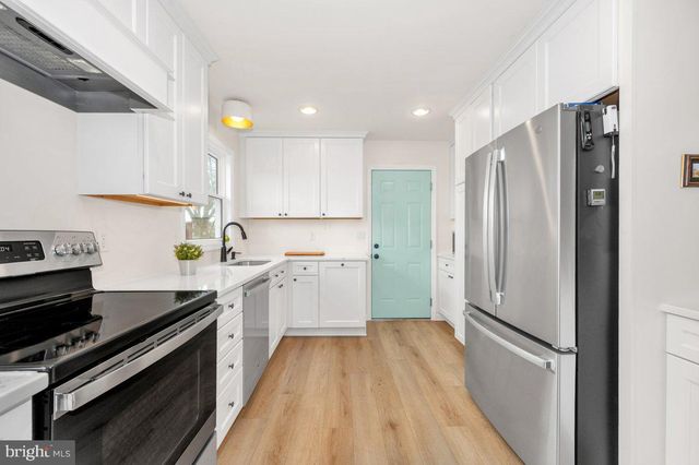 7996 SERENITY CT, Frederick, MD 21701