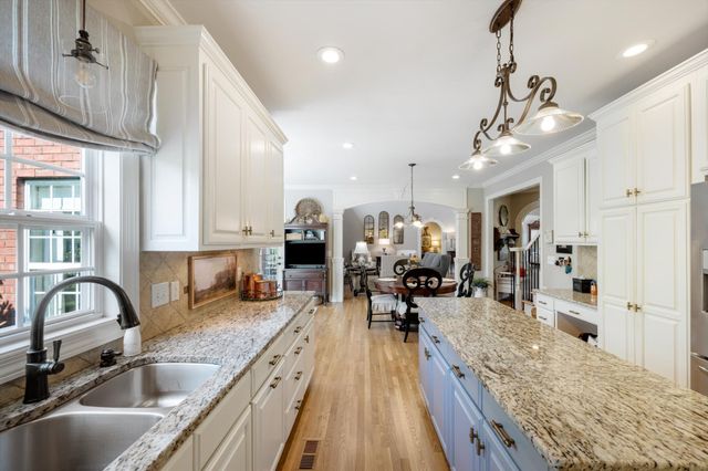 108 Fontana Ct, Murfreesboro, TN 37128