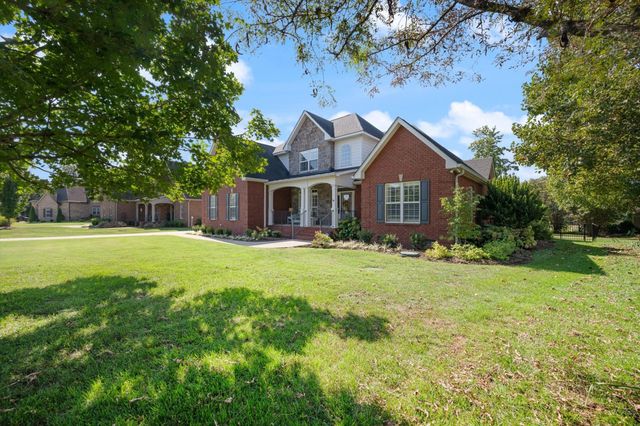 108 Fontana Ct, Murfreesboro, TN 37128