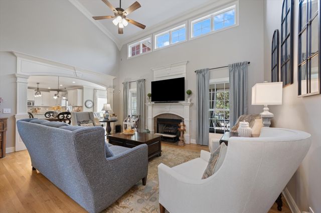 108 Fontana Ct, Murfreesboro, TN 37128