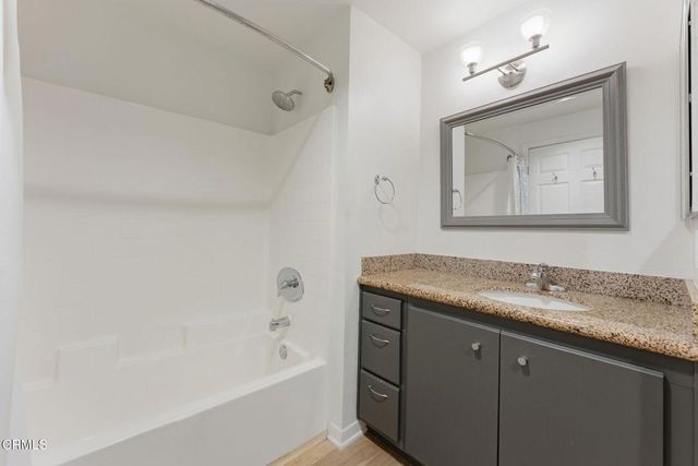 160 S Hudson Avenue 105, Pasadena, CA 91101