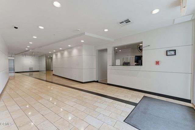 160 S Hudson Avenue 105, Pasadena, CA 91101