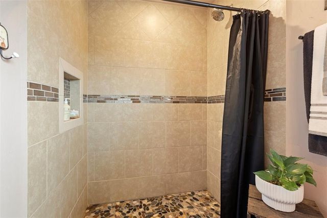 10895 E Priaire Grove Road, Guthrie, OK 73044