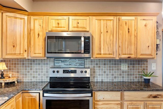 10895 E Priaire Grove Road, Guthrie, OK 73044