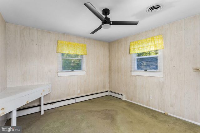 32 HIGHBRIDGE RD, Bordentown, NJ 08620