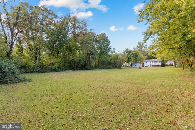 32 HIGHBRIDGE RD, Bordentown, NJ 08620