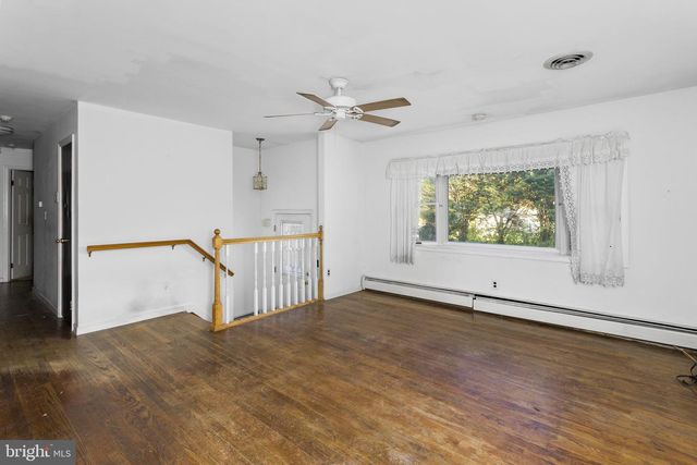 32 HIGHBRIDGE RD, Bordentown, NJ 08620