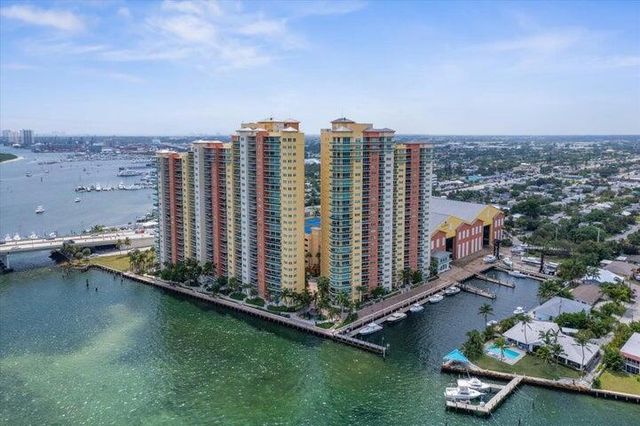 2650 Lake Shore Drive 1004, Riviera Beach, FL 33404