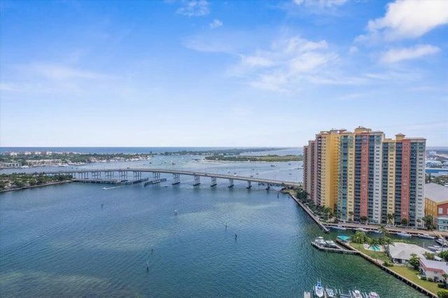 2650 Lake Shore Drive 1004, Riviera Beach, FL 33404