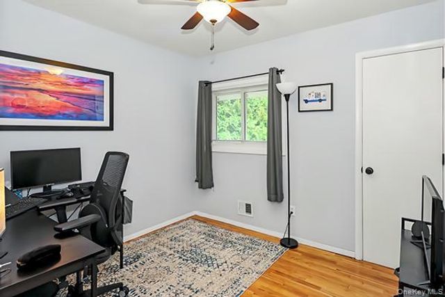 7 Beatrice Lane, Old Bethpage, NY 11804