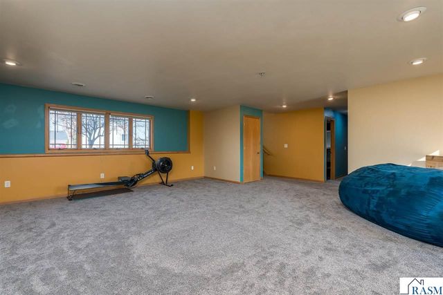 220 Cole Court, Mankato, MN 56001