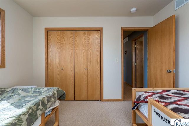 220 Cole Court, Mankato, MN 56001