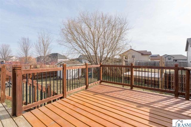 220 Cole Court, Mankato, MN 56001