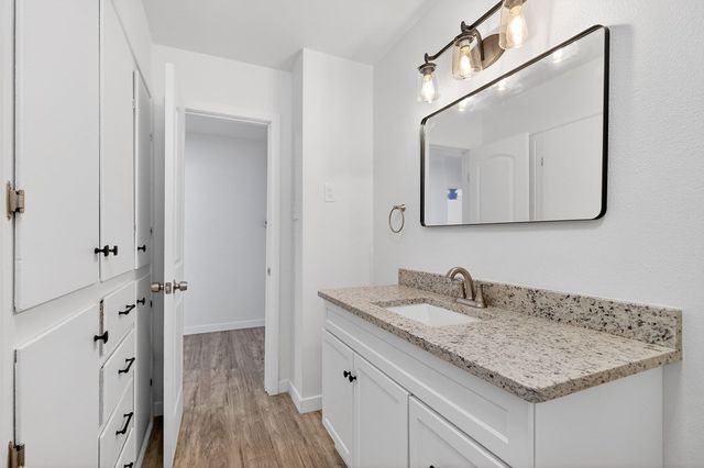 4622 Pasadena Dr, Midland, TX 79703