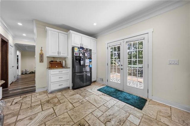 2872 Summit Crest Lane, Snellville, GA 30078