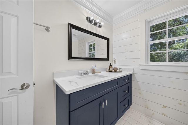 2872 Summit Crest Lane, Snellville, GA 30078